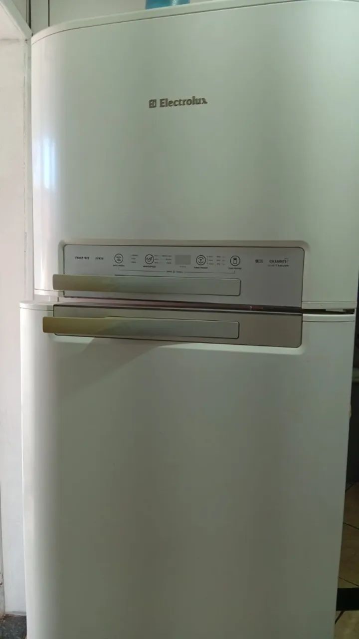 Geladeira Eletrolux modelo DF50