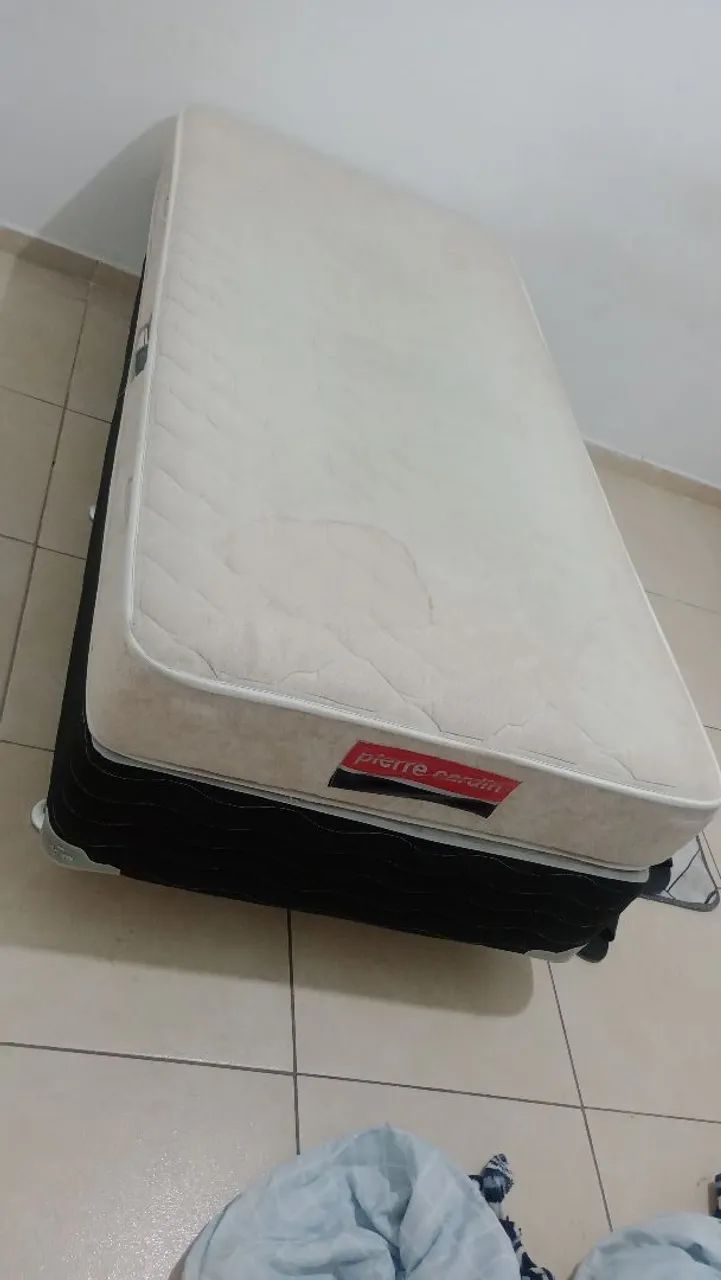 Cama de solteiro 