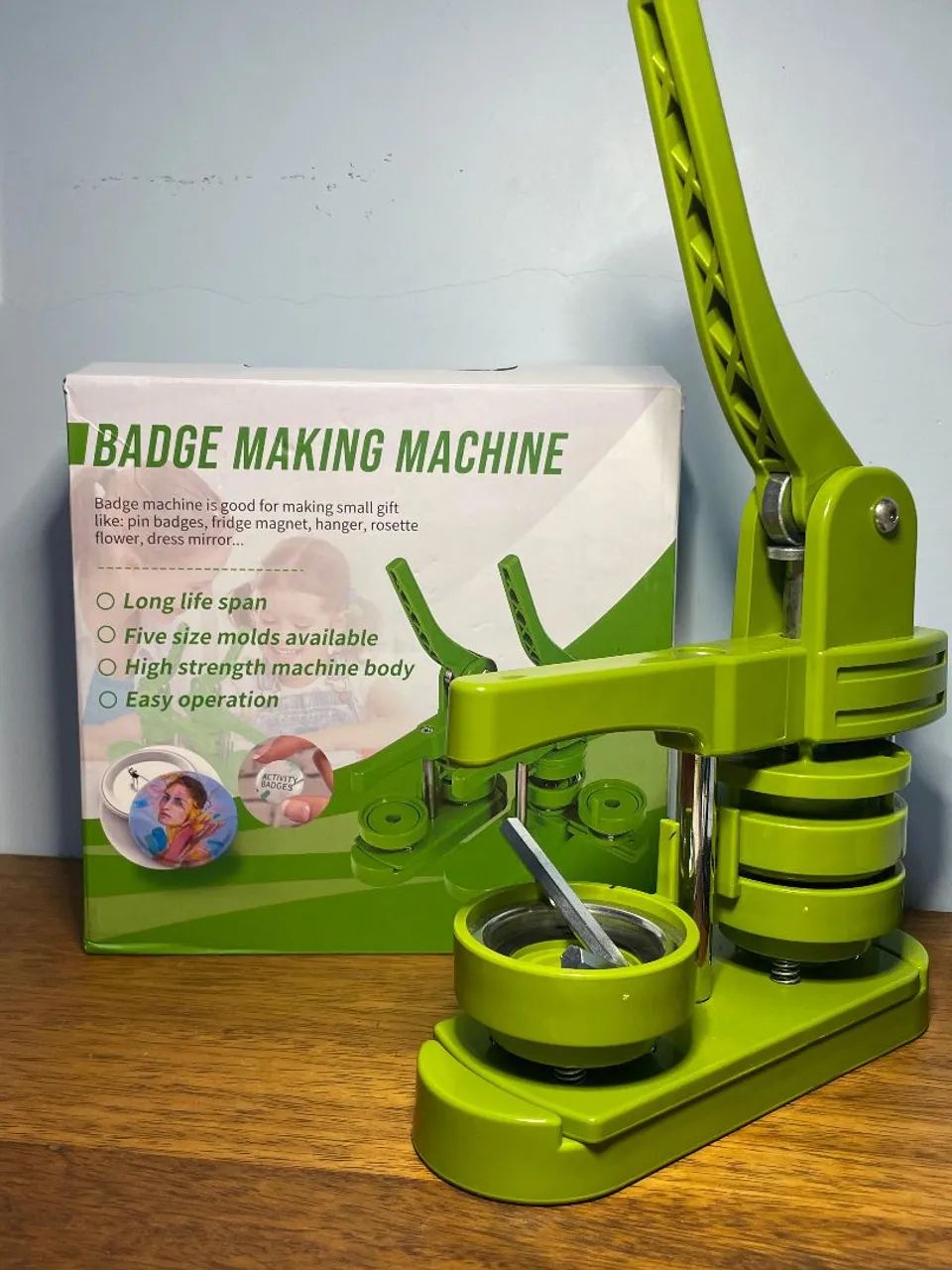 Máquina de Fazer Bottons e Badges Manual Profissional  - Foto 4
