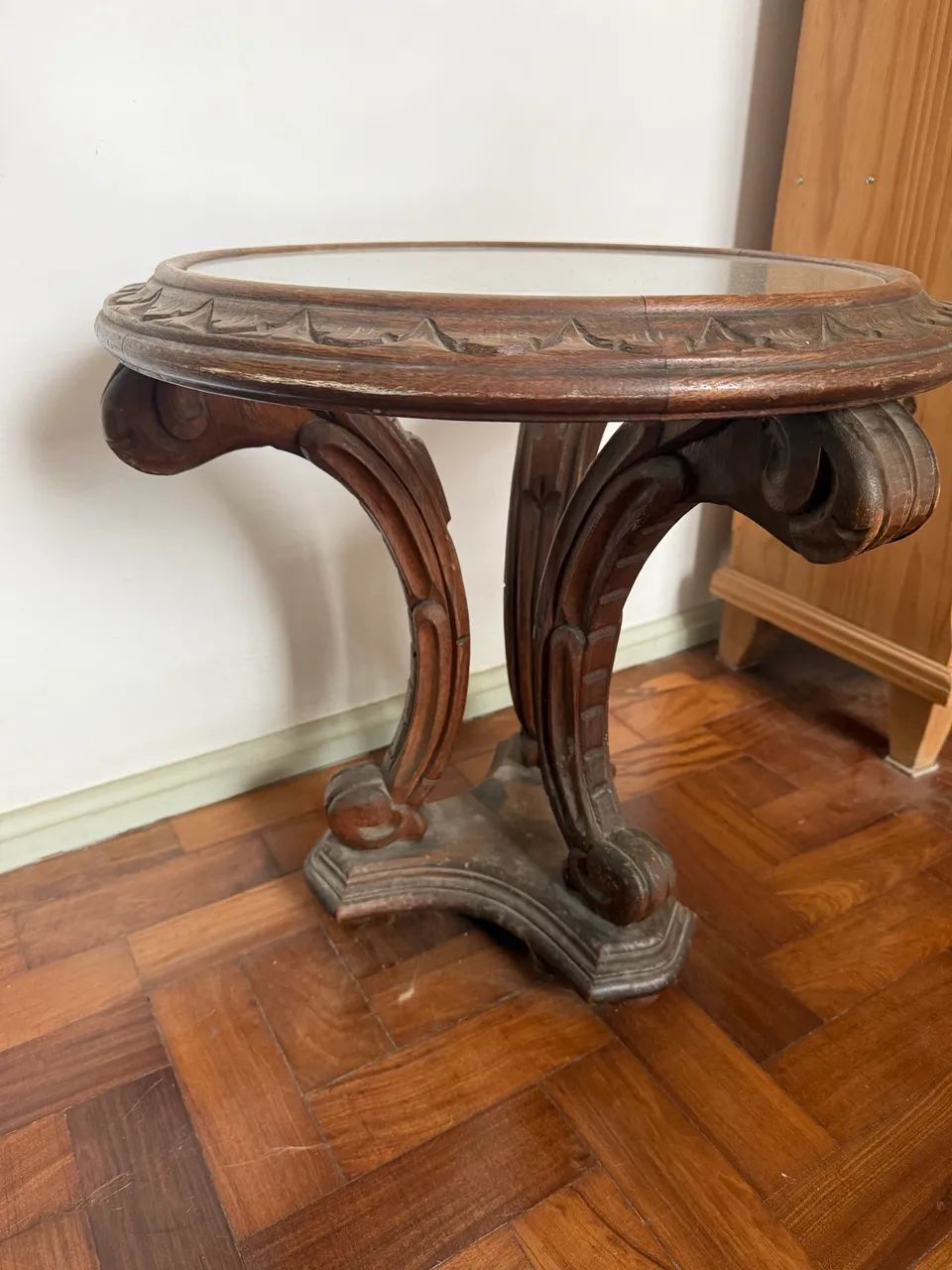 MESA DE CENTRO DE MADEIRA COM VIDRO - Foto 2