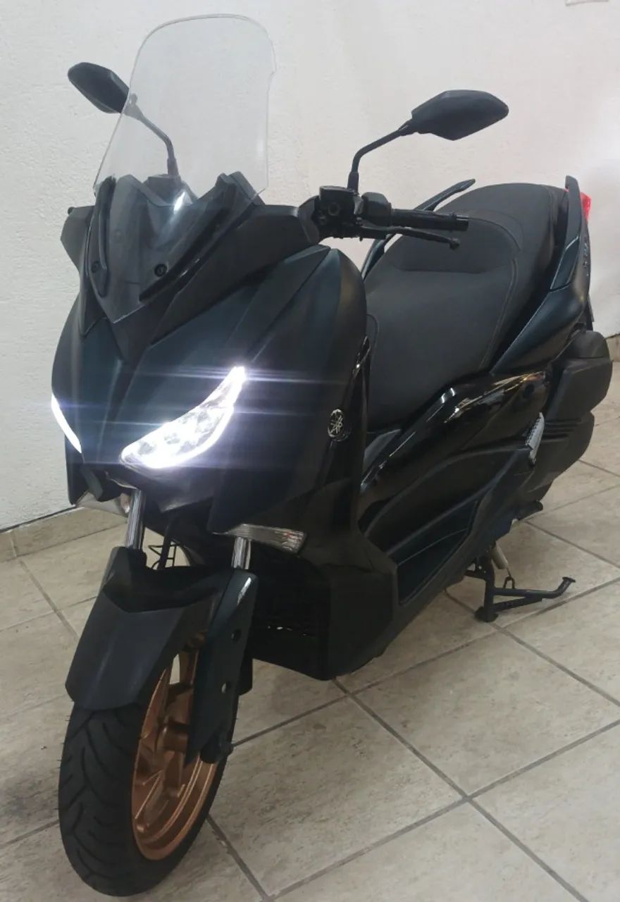 YAMAHA XMAX ABS Scooter - Foto 3