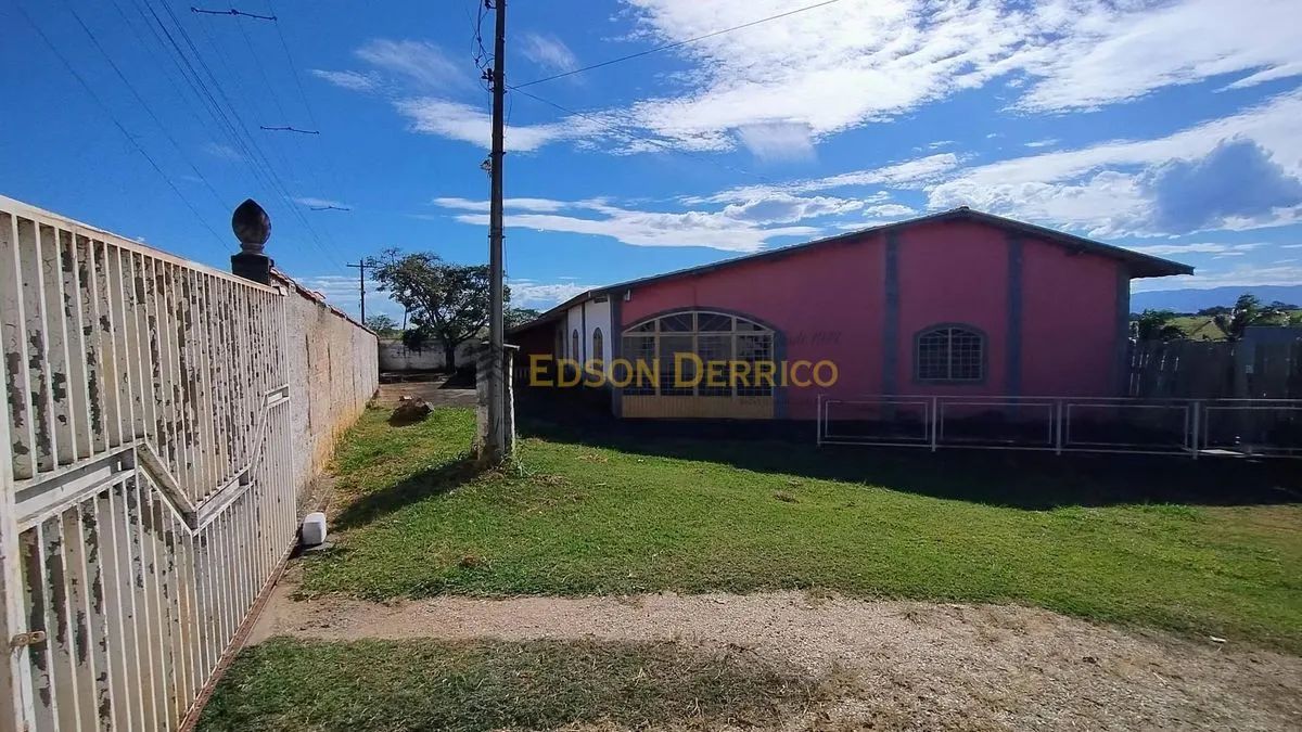 Casa para Locação, Borba