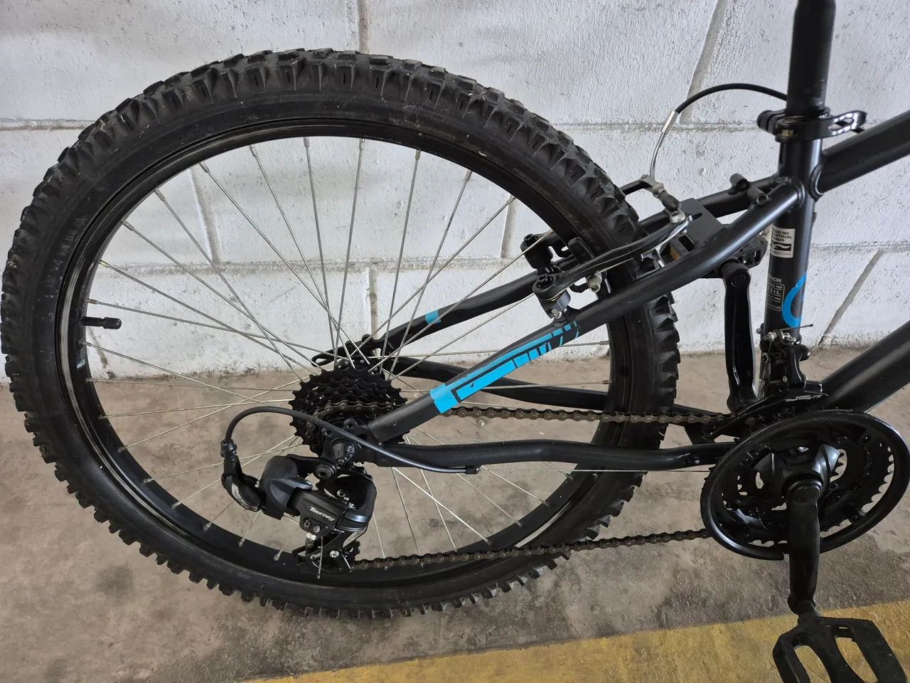 Bicicleta aro 24 - Foto 5