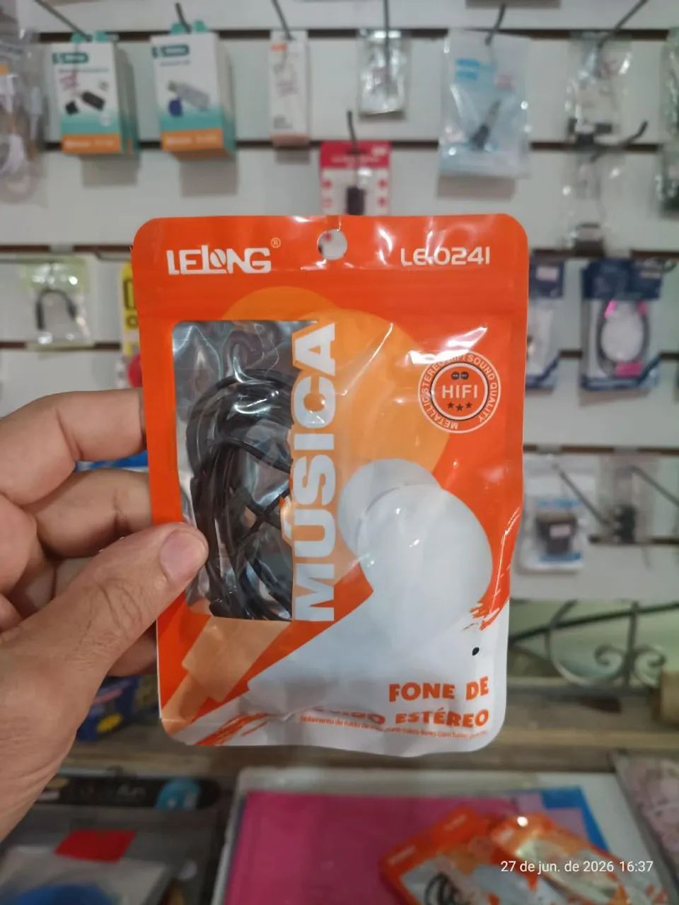 Fone de Ouvido Lelong com microfone 