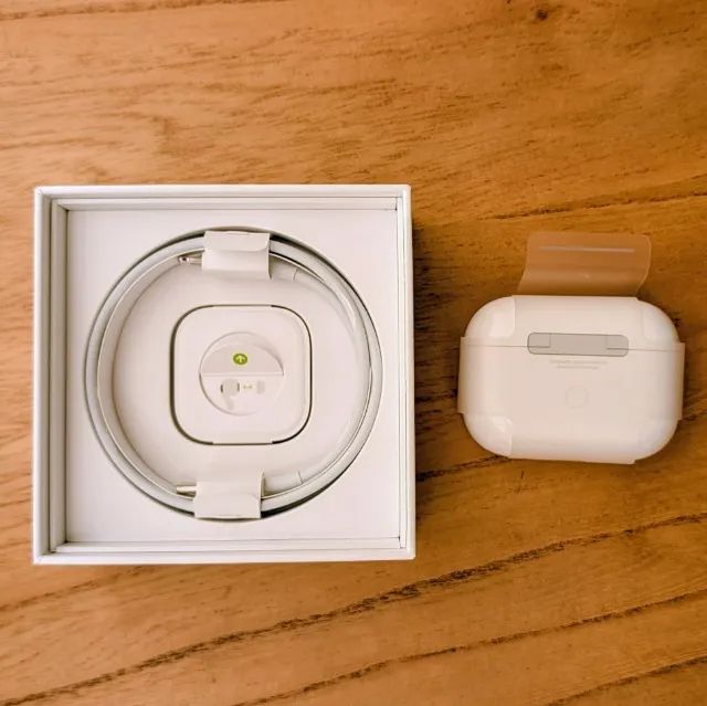 Airpods Pro 1a Geração Apple - Original + Cabos De Brinde - Fones