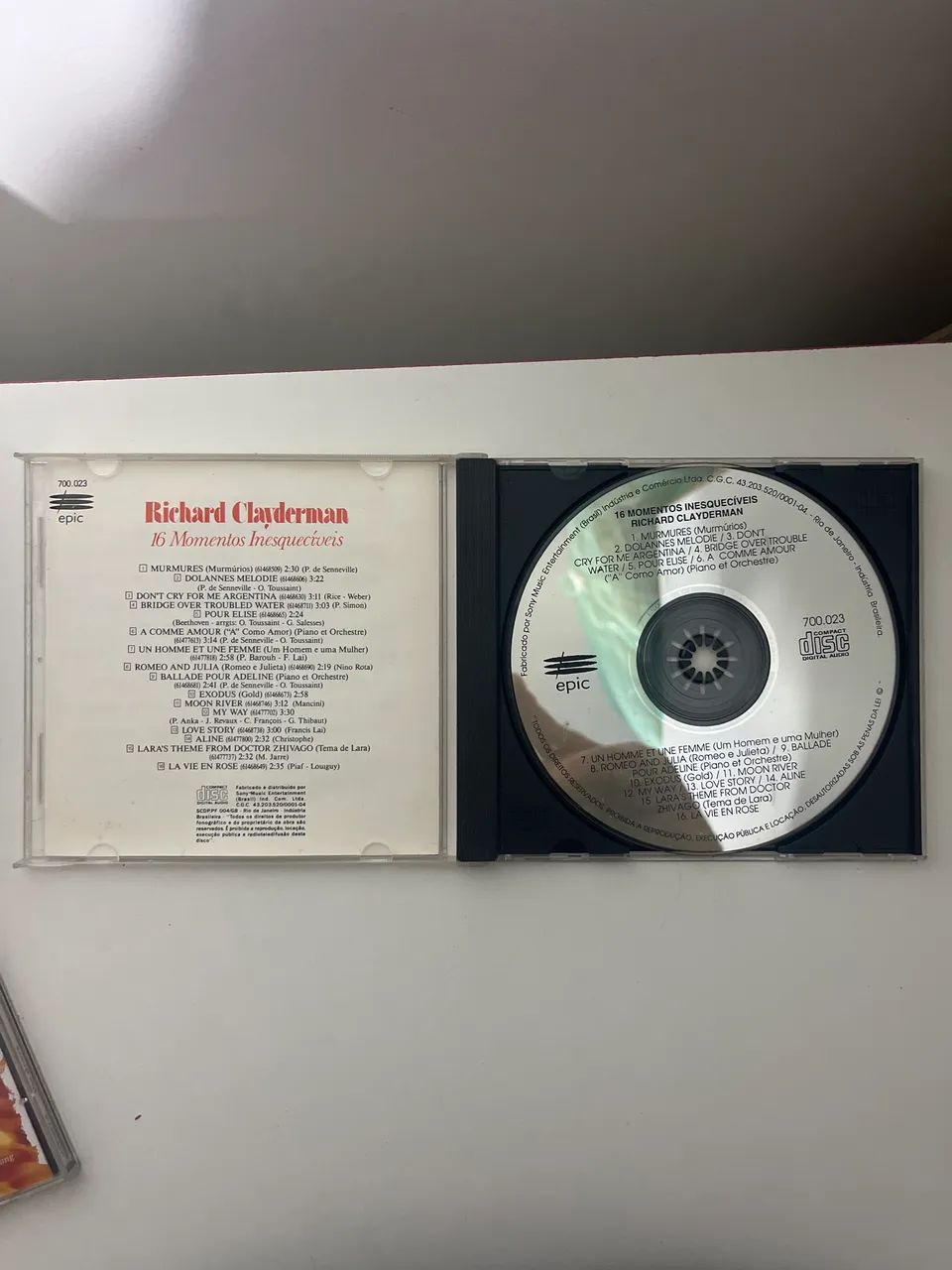 4 CDs originais - Clássicos dos anos 90 - Foto 5