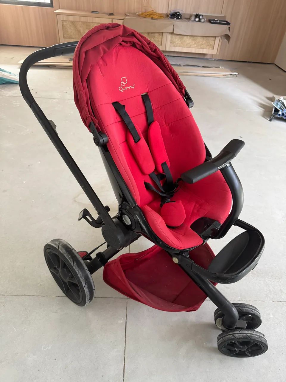 Carrinho de bebê Quinny Mood Vermelho - Foto 4