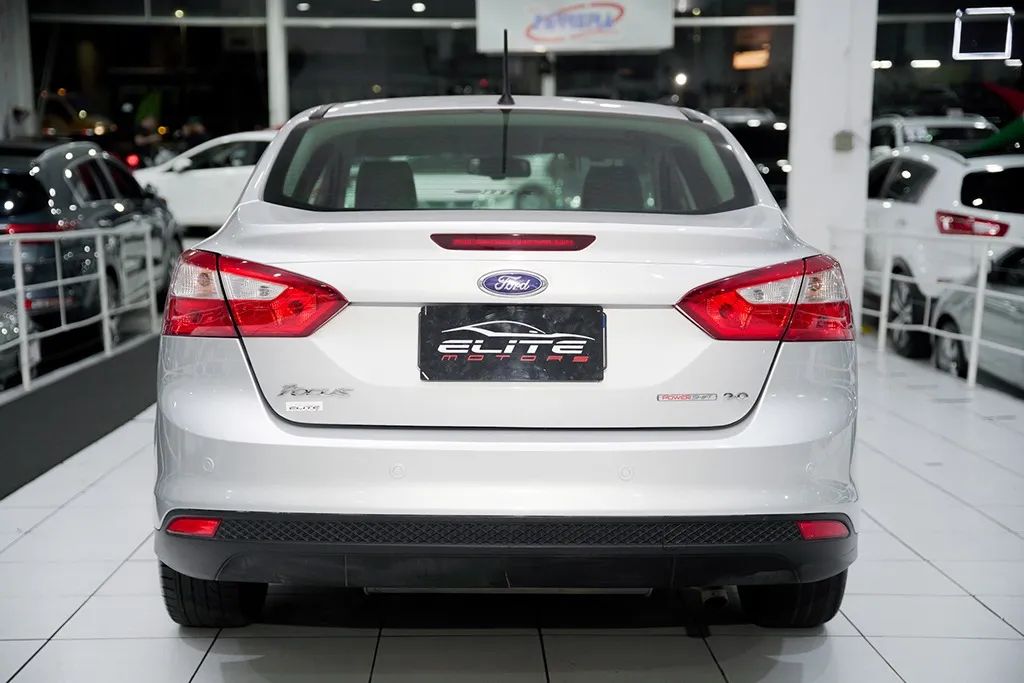 Ford Focus Sedan 2.0 16V/2.0 16V Flex 4p Aut., foto 18 de 19