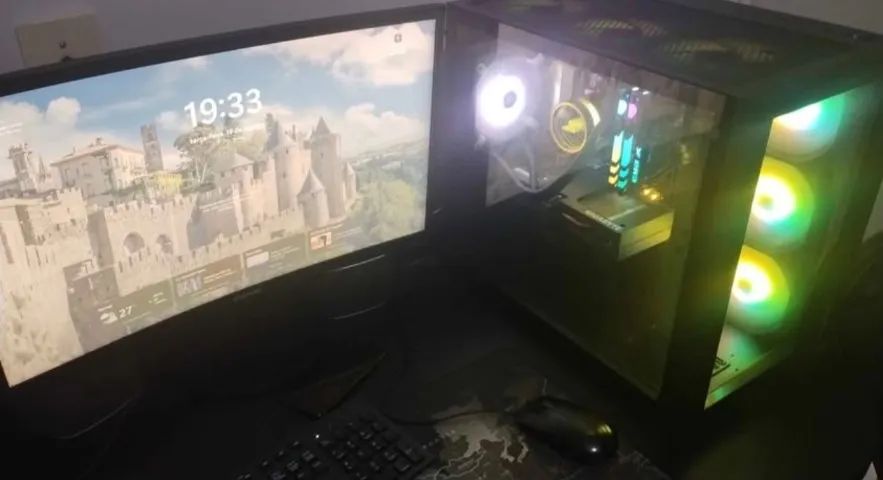 Gaming PC with RTX 4060 + 22" Curved Monitor
