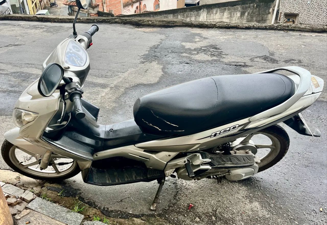 Vendo moto automática 