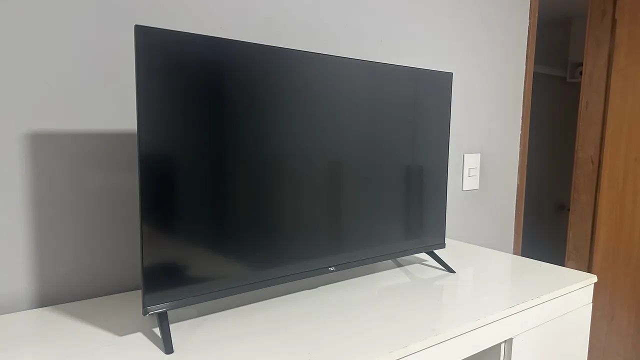 Smart TV TCL Full HD 32 polegadas SEMI NOVA - Foto 3
