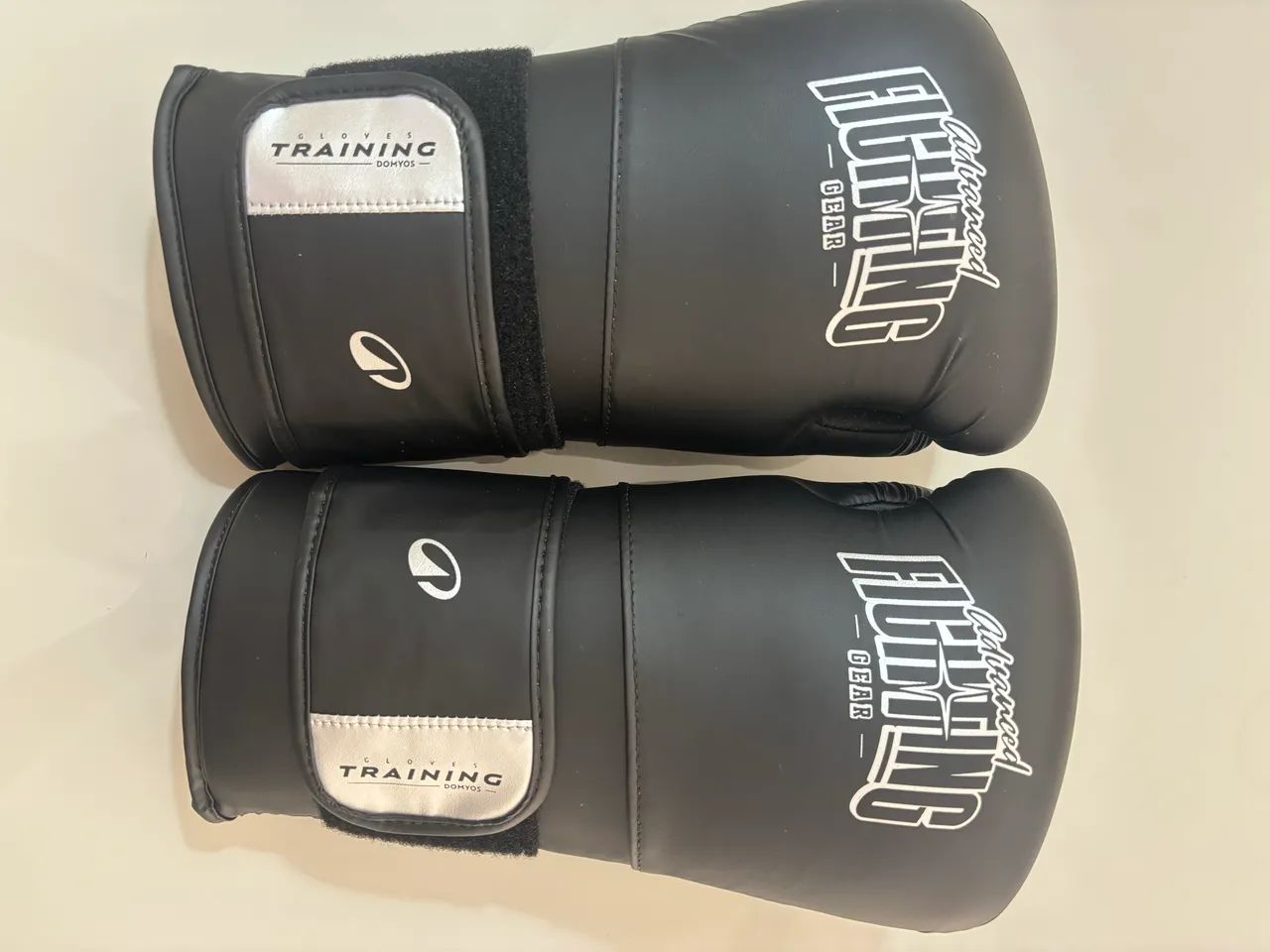 Luvas Adulta de Boxe 