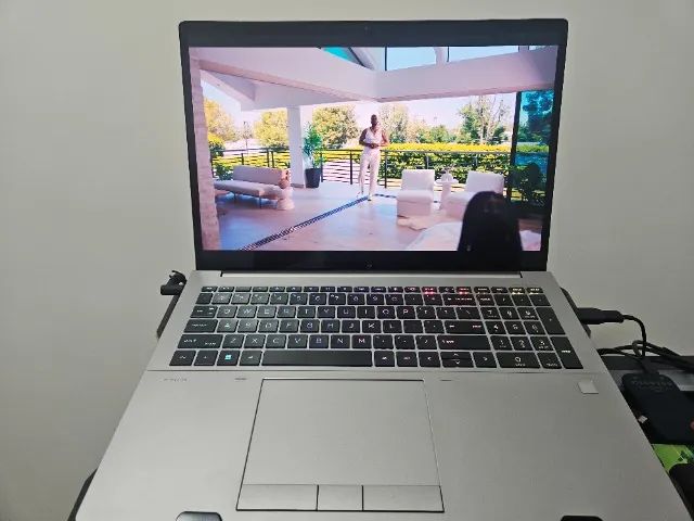 Workstation Hp Zbook Fury 16 G10 Tela Tátil OLED 4K RTX 4090 i9 13950hx, 128gb EC4, 1TB  - Foto 3