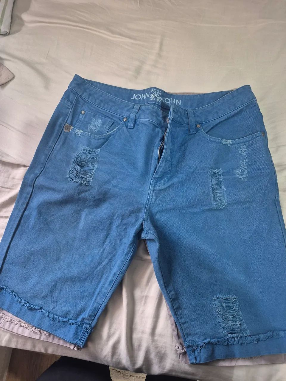 Kit 2 Bermudas John & John originais 