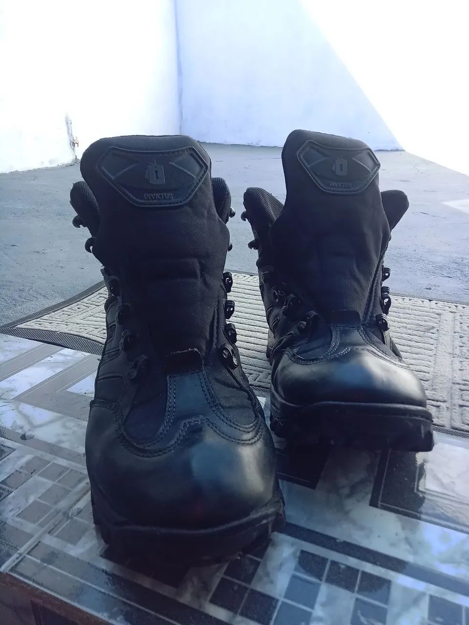 Bota Invictus estilo coturno  - Foto 4