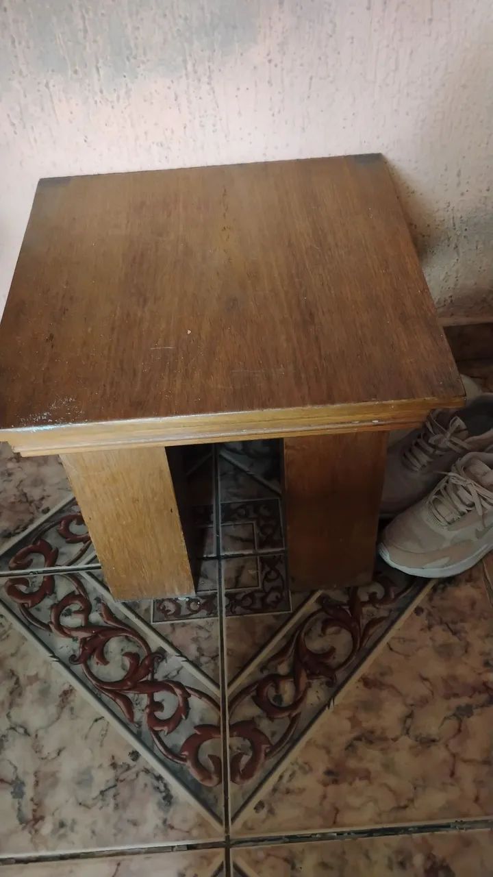 Mesa de centro de madeira