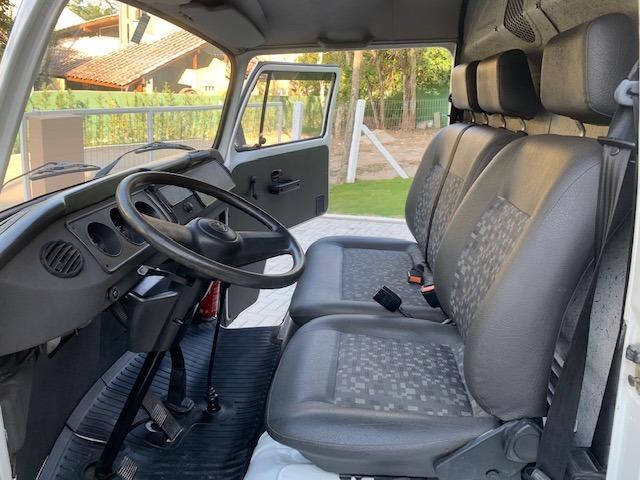 Kombi 2005 12.000km rodados Ambulancia Reliquia Raridade Unica - Foto 6