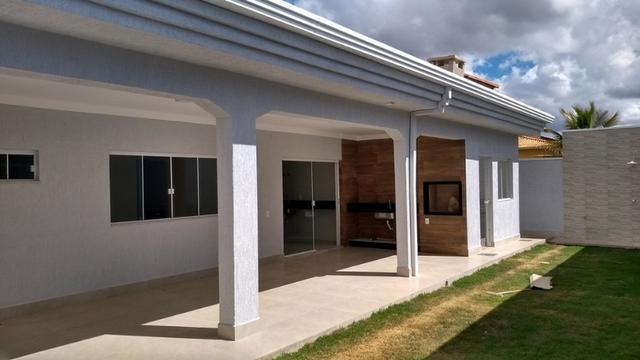 Samuel Pereira oferece: Casa Sobradinho RK 4 Suites Churrasqueira Alto Padrão