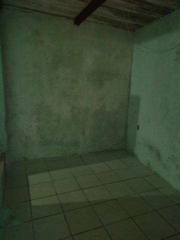 Vendo ou troco por casa em outro bairro - Foto 7