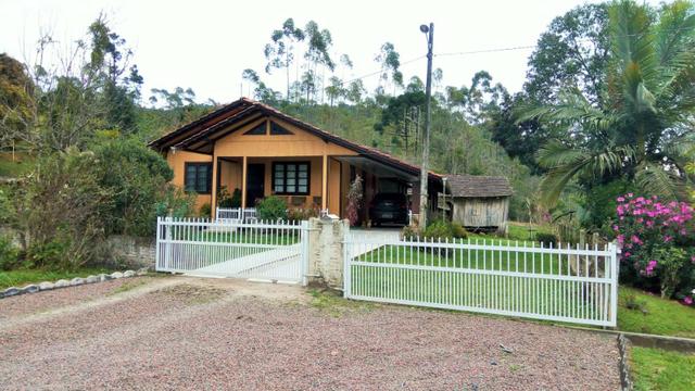 Sítio com área de 85.000m², duas casas. Estuda permuta - Foto 2