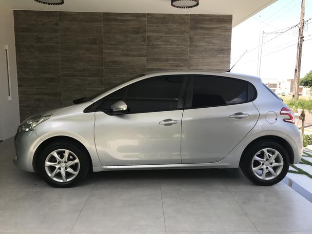 Peugeot 208 - Foto 4