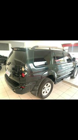 PAJERO SPORT 4x4 DIESEL (2010) - Foto 2