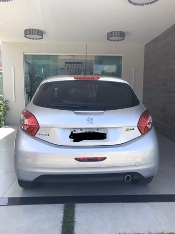 Peugeot 208 - Foto 2