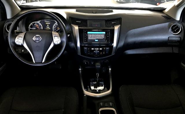 Nissan Frontier LE CD 4x4 2.3. Prata 2017/17 - Foto 6