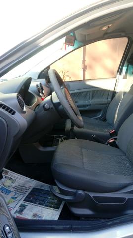Ford fiesta sedan 1.6 flex 2004/05 completo - Foto 8