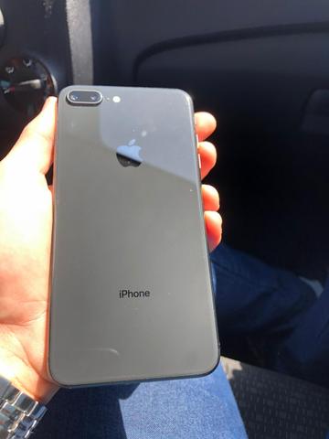 IPHONE 8 PLUS 64Gb