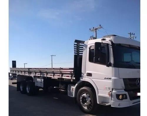 Mb Atego 2430 6x2 carroceria "conheça as opções de parcelamentos" - Foto 2