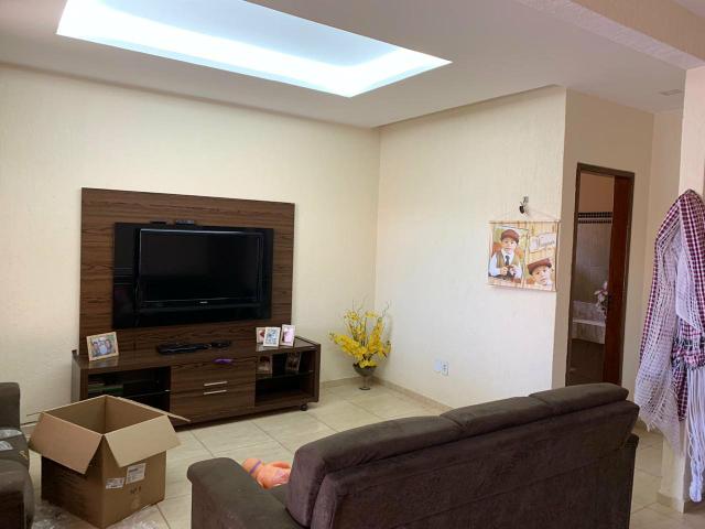 Vendo ou troco excelente casa por imovel em guarapari