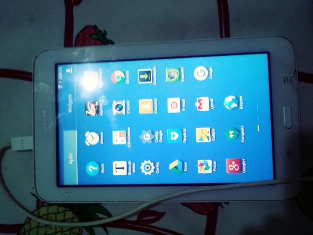 Um tablet sansumg - Foto 3