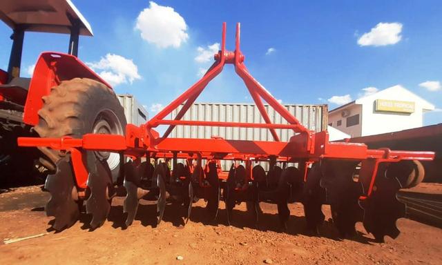 Grade X Niveladora 24 Discos Hidráulica Massey Ferguson - Nova Andradina - MS