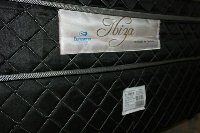 Cama box casal ( box e colchão) - Foto 3