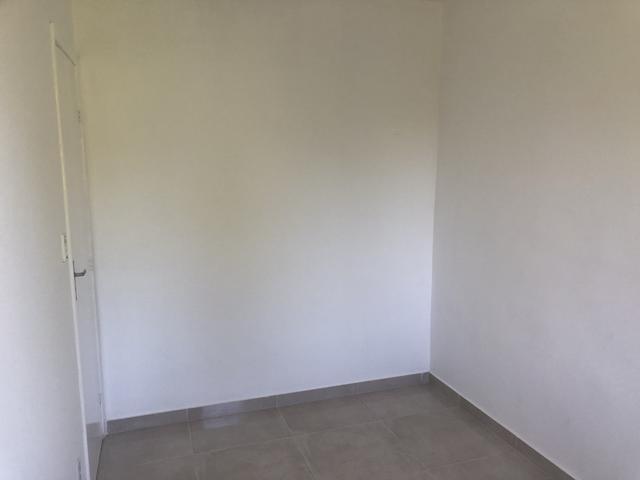 Apartamento 2/4 Trobogy Paralela TOTALMENTE REFORMADO. FINO ACABAMENTO - Foto 10