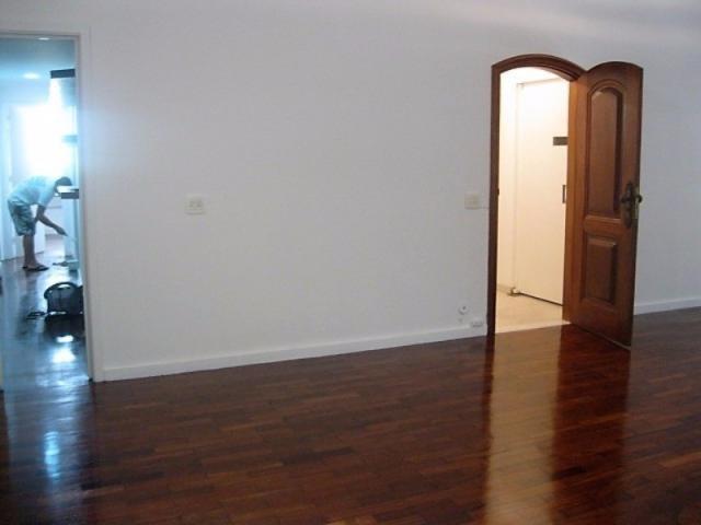 Apartamento impecável na excepcional e tranquilíssima Rua Barão de Jaguaripe !! - Foto 4