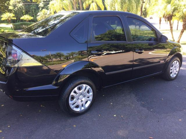 Fiesta 2011 Class Sedan 1.6/Completo/Flexpower - Foto 4