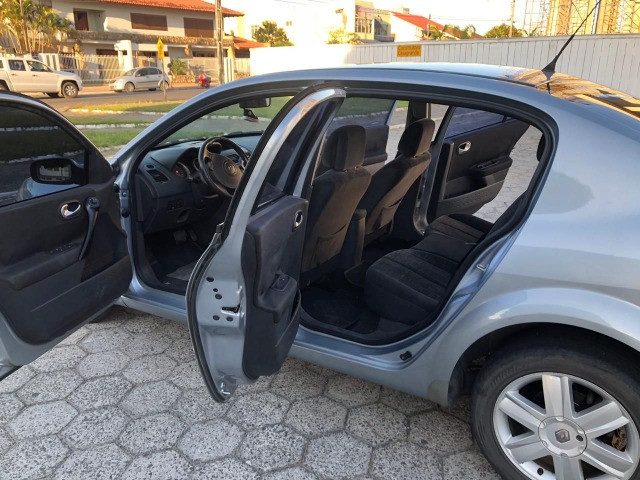 Megane Sedan Dinamic Aut. (2 Dono) Impecavel - Foto 4