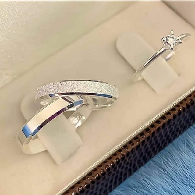 Alianças Diamantadas prata 925 , 100%  - Foto 3