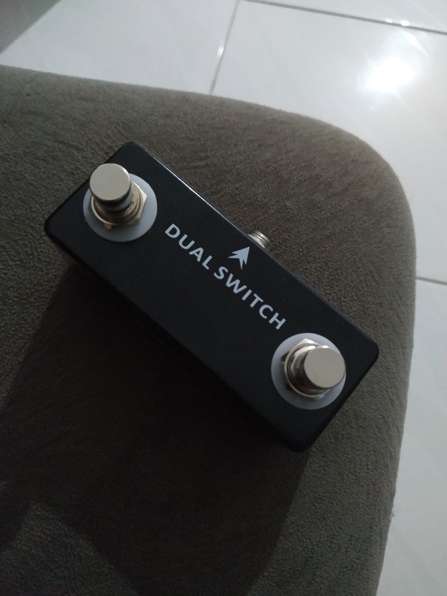 Dual footswitch novo