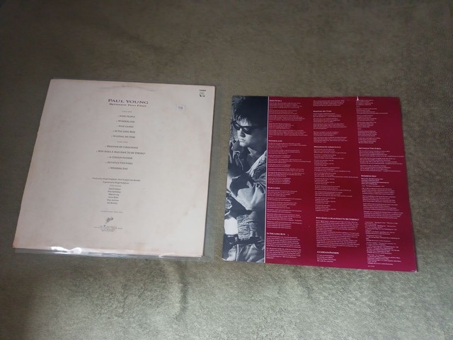LP Disco Vinil PAUL YOUNG com Encarte  - Foto 3
