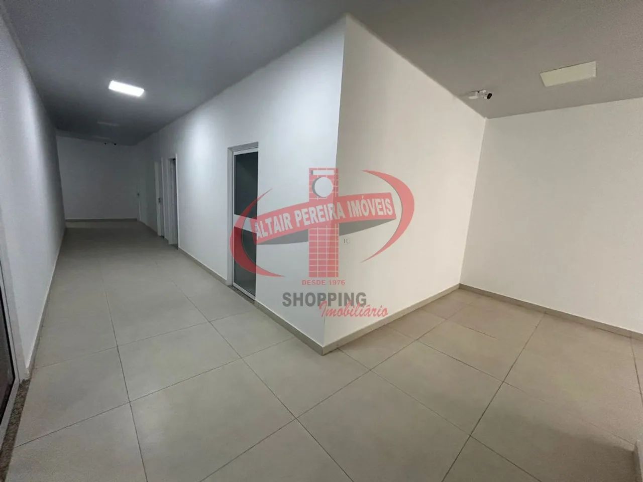 SALA COMERCIAL LOCALIZADA NO CENTRO DE MACAPÁ - Foto 2