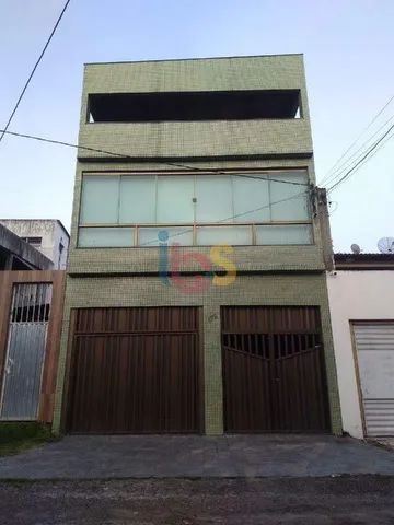 Vendo Triplex no Banco Raso