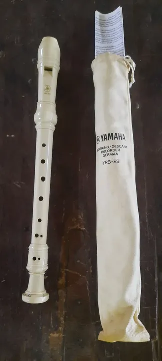 Flauta Doce Yamaha YRS-23 Soprano/Descant