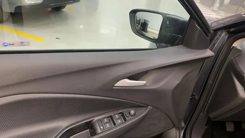 Oportunidade Onix Plus Manual - R$ 102.990 - Foto 2