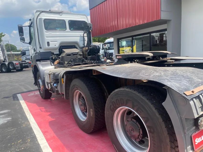 Mercedes Benz Axor 3344 6x4 19/20 Selectrucks - Foto 6