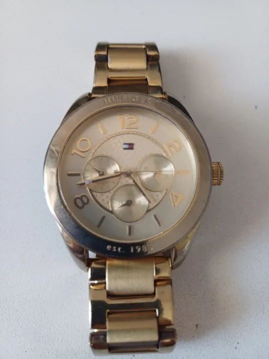 Relógio Tommy Hilfiger, original, dourado, usado, funcionando perfeitamente, pilha nova! - Foto 3