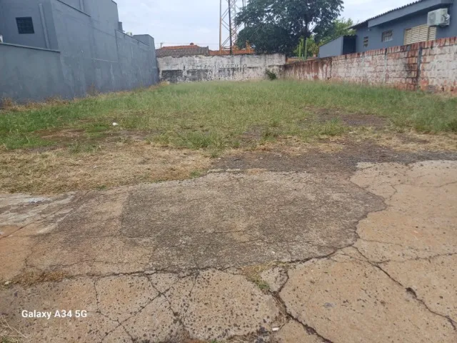 lote 360 m² no centro da cidade