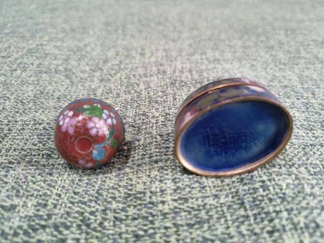 2 caixas decorativas miniatura em metal - Foto 3